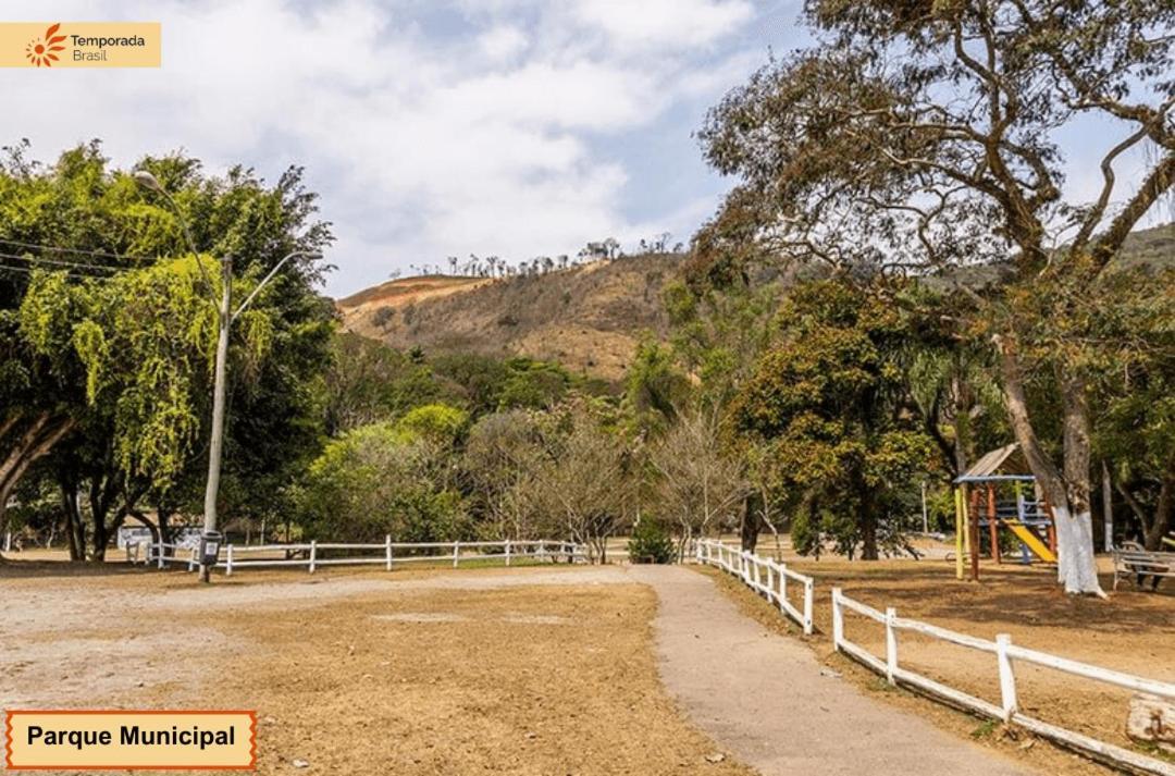 Studio 107 - Moderno No Granja Brasil Em Itaipava Petropolis  Bagian luar foto